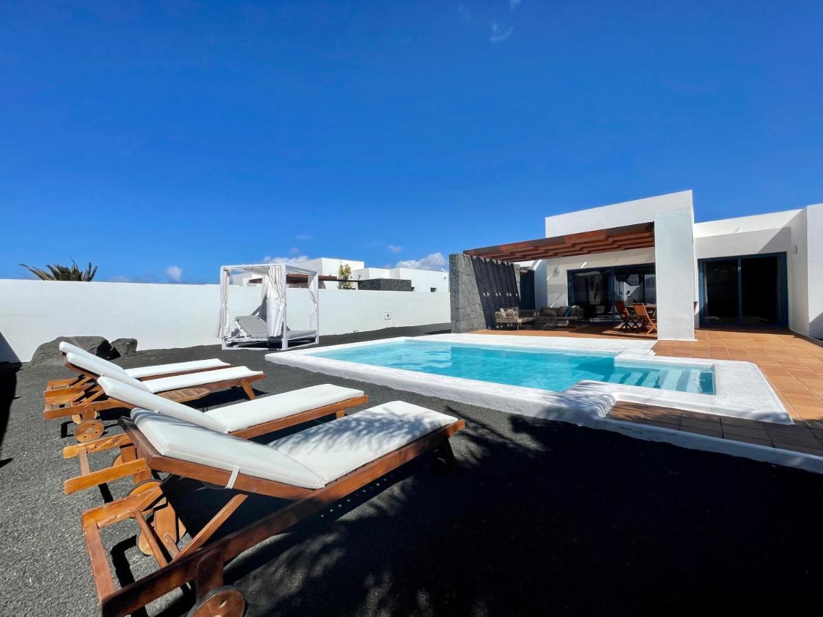 Villa Isora By Villalia ปลายาบลังกา ภายนอก รูปภาพ