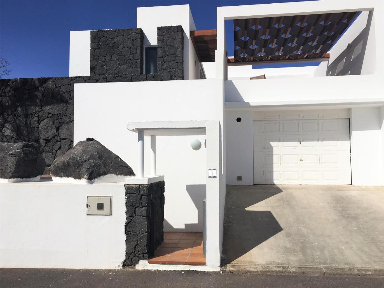 Villa Isora By Villalia ปลายาบลังกา ภายนอก รูปภาพ